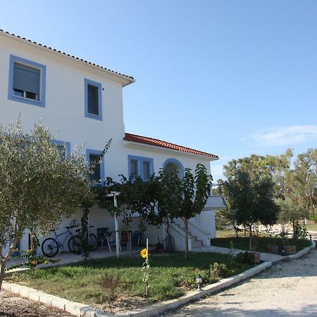 Romanos XI Xi Beach Ngoại thất bức ảnh
